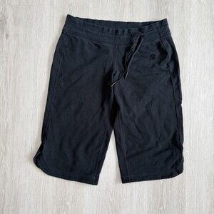 Lululemon Clam Digger II Crop Shorts Black Side Tie Drawstring Yoga Size 10 VTG